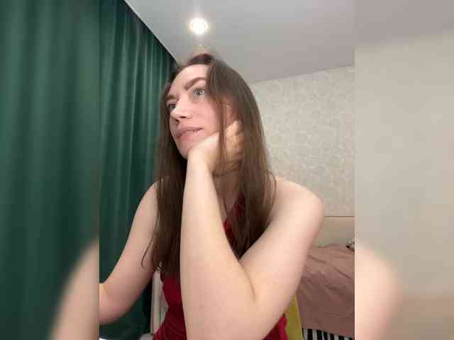 pussyhome24-7 webcam