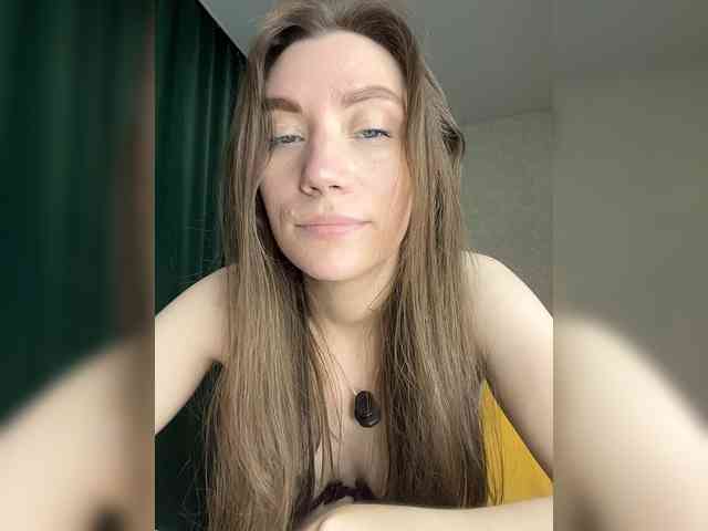 pussyhome24-7 webcam