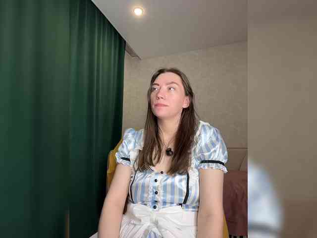 pussyhome24-7 webcam