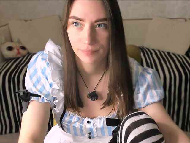 pussyhome24-7 webcam