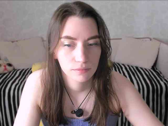 pussyhome24-7 webcam