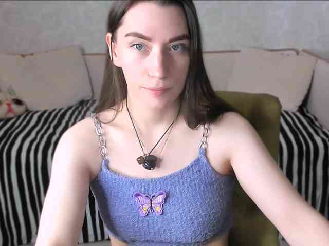 pussyhome24-7 webcam