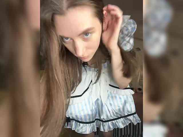 pussyhome24-7 webcam