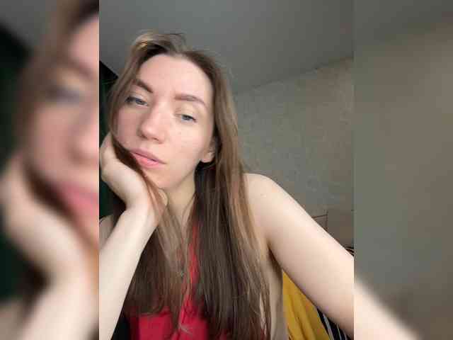 pussyhome24-7 webcam