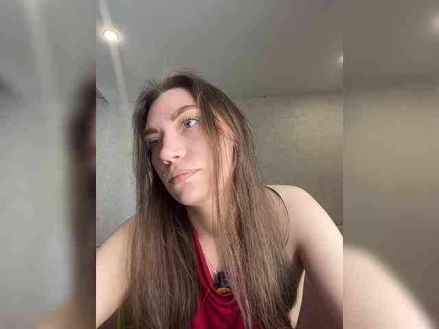 pussyhome24-7 webcam