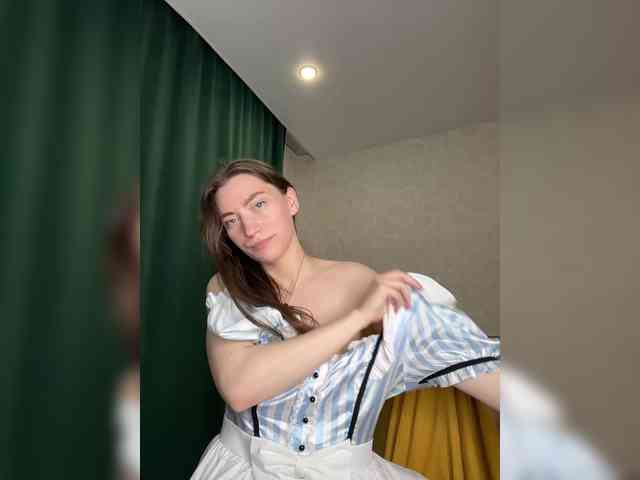 pussyhome24-7 webcam