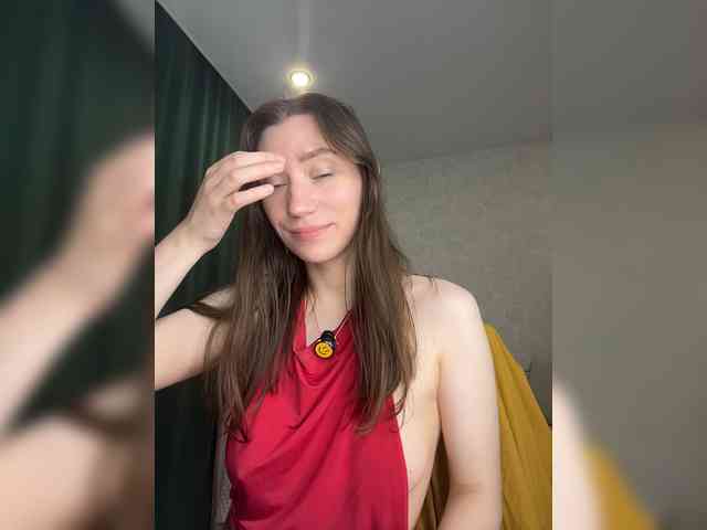 pussyhome24-7 webcam