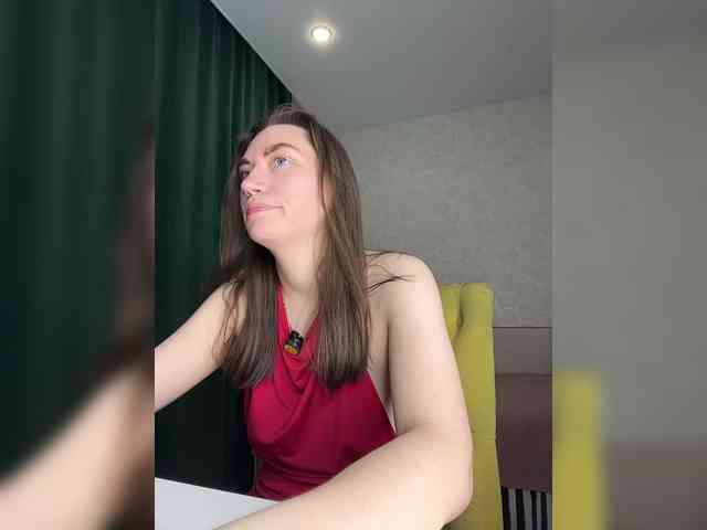 pussyhome24-7 webcam
