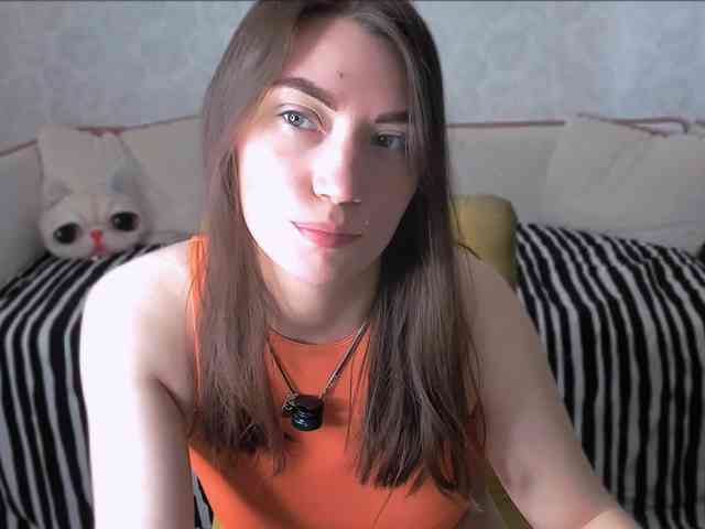 pussyhome24-7 webcam