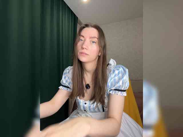 pussyhome24-7 webcam