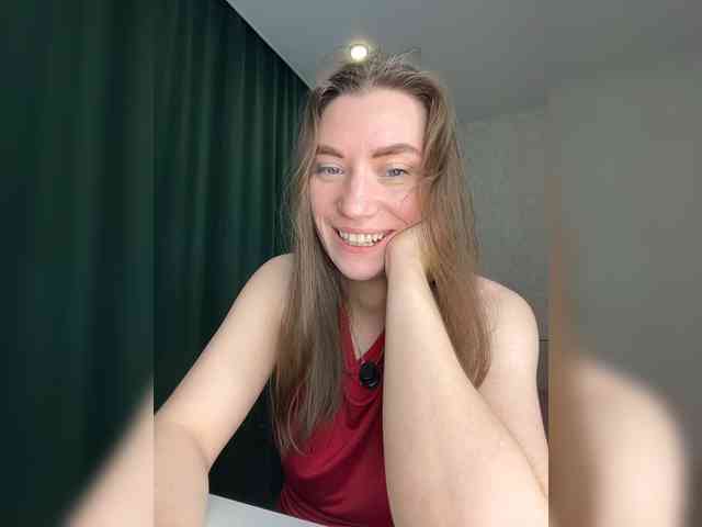 pussyhome24-7 webcam