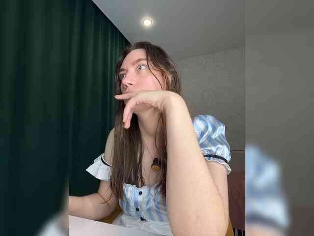 pussyhome24-7 webcam