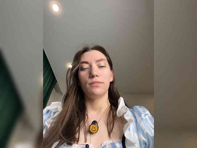 pussyhome24-7 webcam