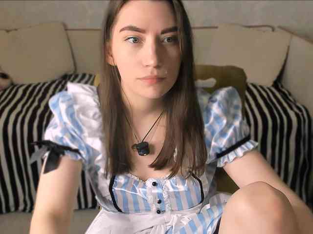 pussyhome24-7 webcam