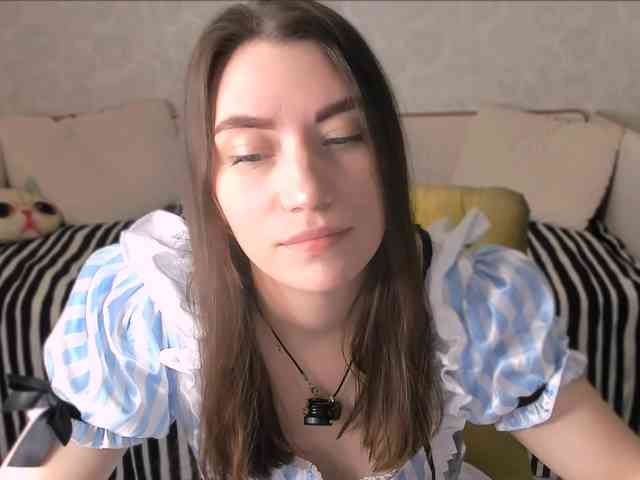 pussyhome24-7 webcam