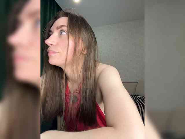 pussyhome24-7 webcam