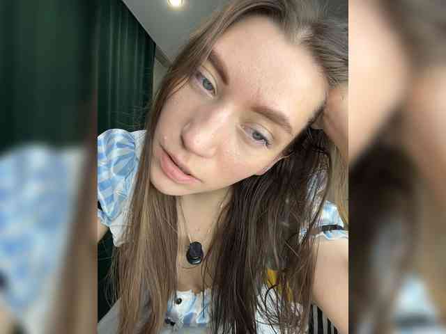pussyhome24-7 webcam