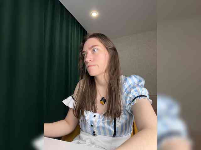 pussyhome24-7 webcam