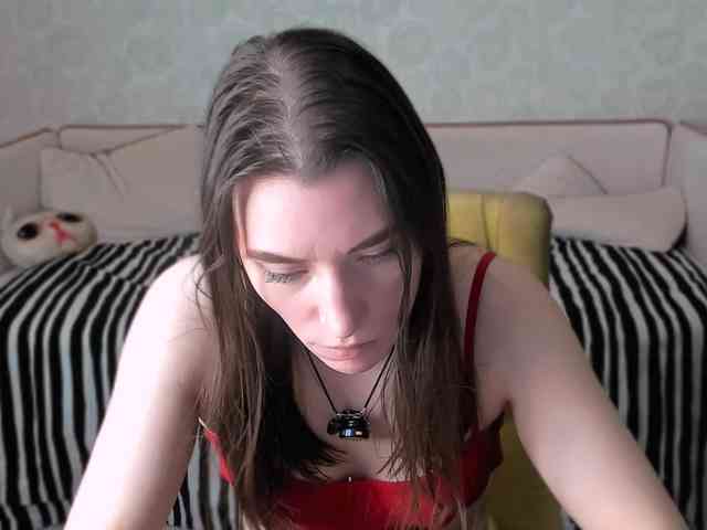 pussyhome24-7 webcam