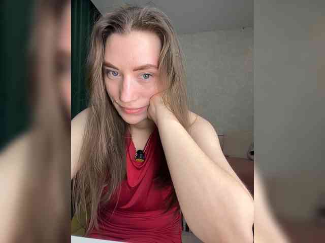 pussyhome24-7 webcam