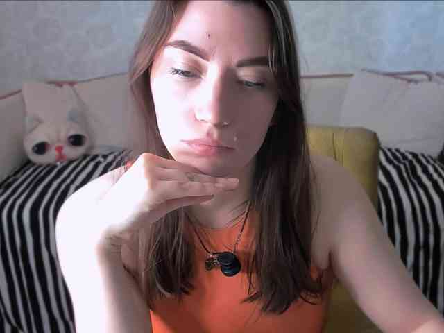 pussyhome24-7 webcam