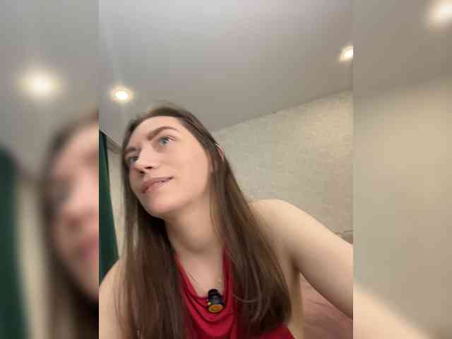 pussyhome24-7 webcam
