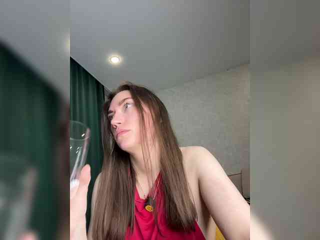 pussyhome24-7 webcam