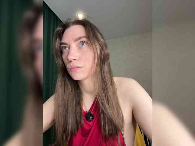 pussyhome24-7 webcam