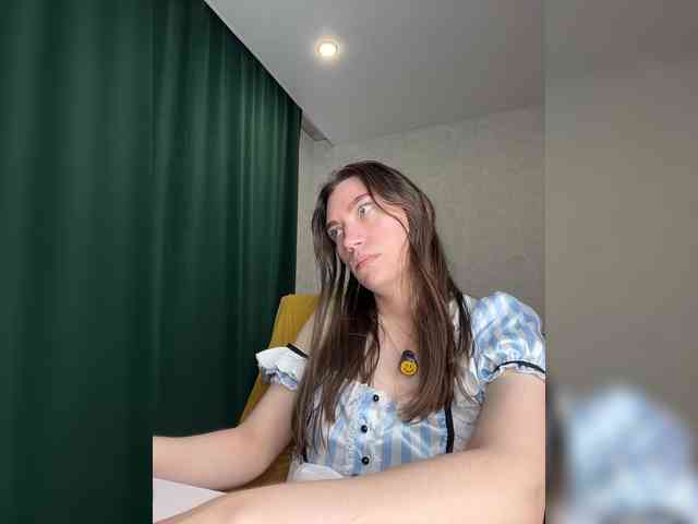 pussyhome24-7 webcam
