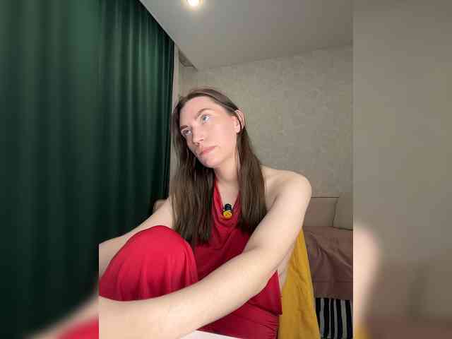 pussyhome24-7 webcam