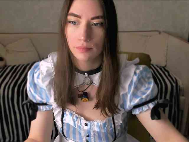 pussyhome24-7 webcam