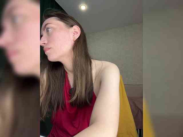 pussyhome24-7 webcam