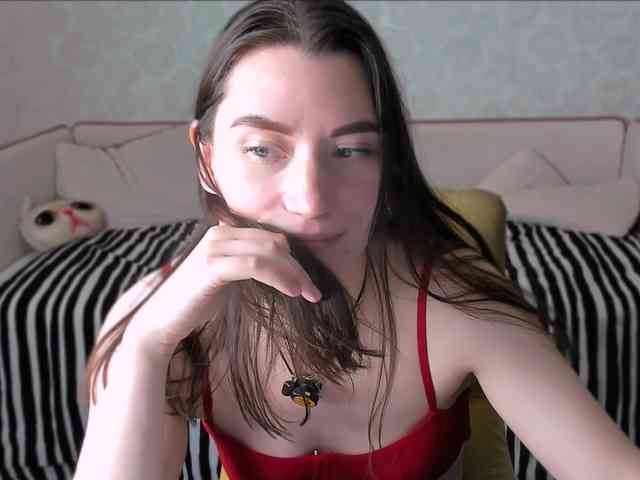 pussyhome24-7 webcam