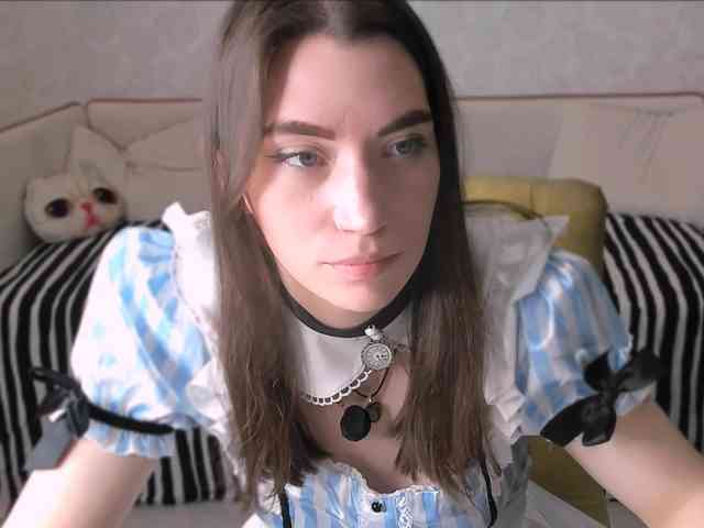 pussyhome24-7 webcam