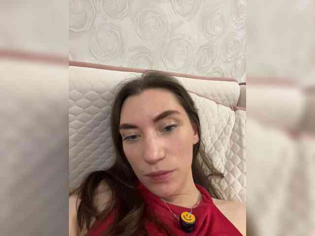 pussyhome24-7 webcam