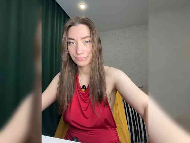 pussyhome24-7 webcam