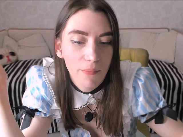 pussyhome24-7 webcam