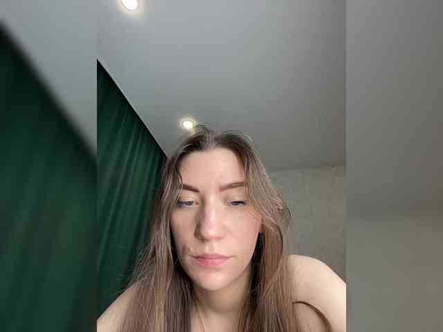 pussyhome24-7 webcam