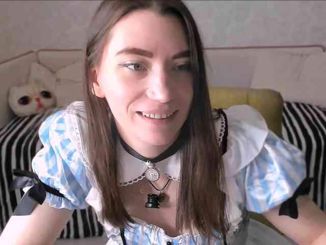 pussyhome24-7 webcam