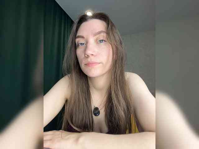 pussyhome24-7 webcam