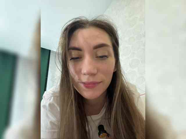 pussyhome24-7 webcam