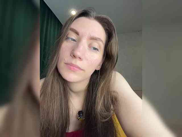 pussyhome24-7 webcam