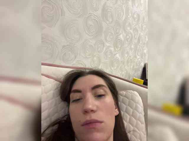pussyhome24-7 webcam