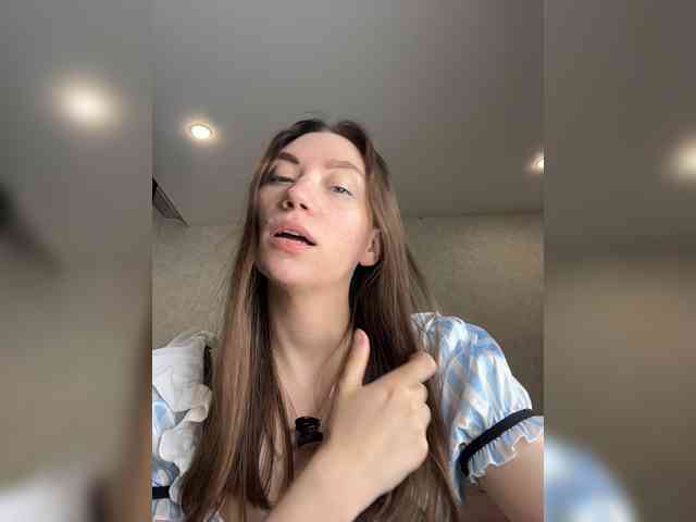 pussyhome24-7 webcam