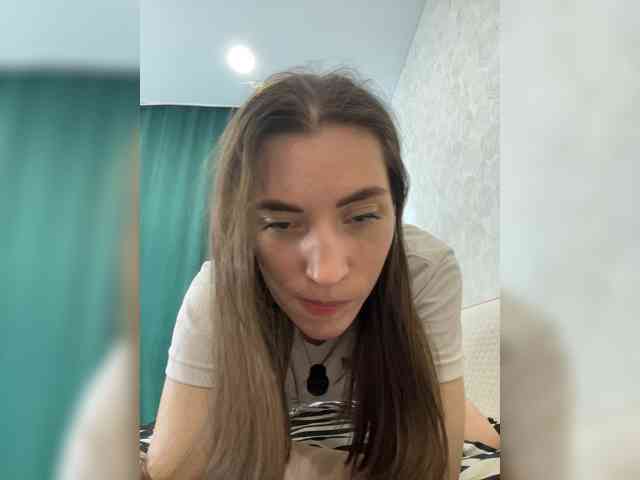 pussyhome24-7 webcam