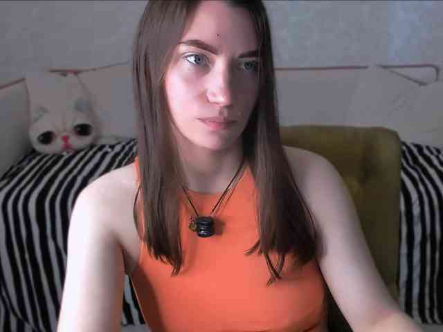 pussyhome24-7 webcam