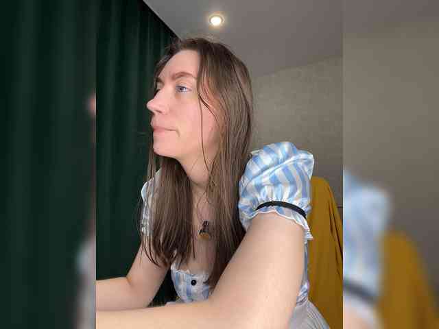 pussyhome24-7 webcam