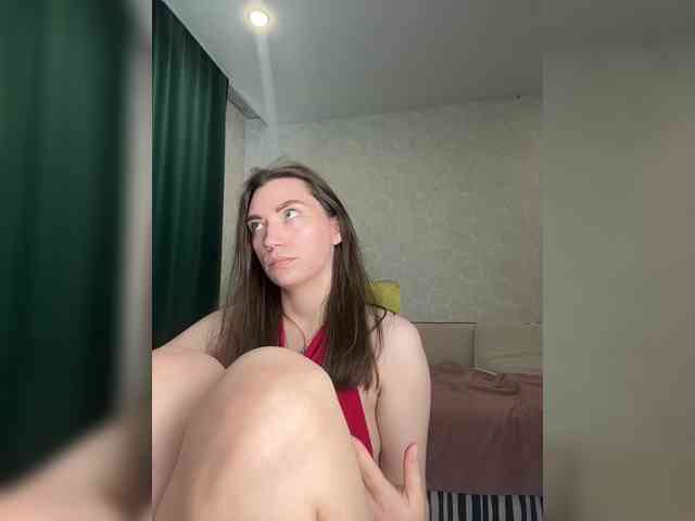 pussyhome24-7 webcam