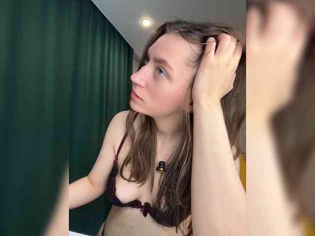 pussyhome24-7 webcam