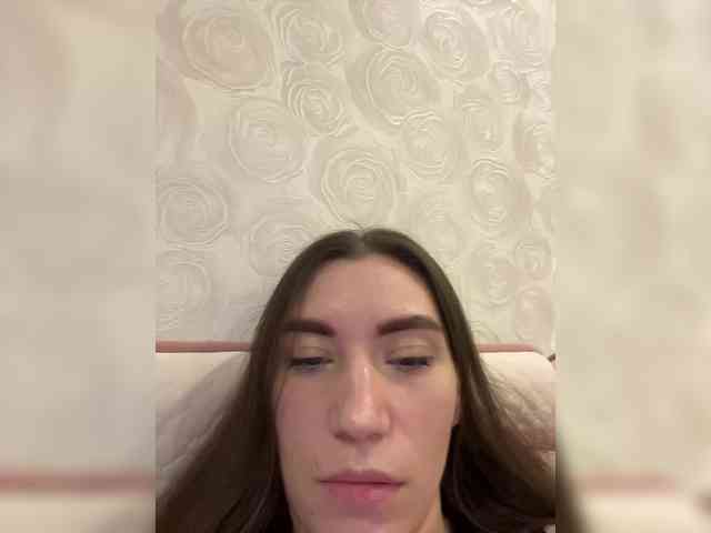 pussyhome24-7 webcam